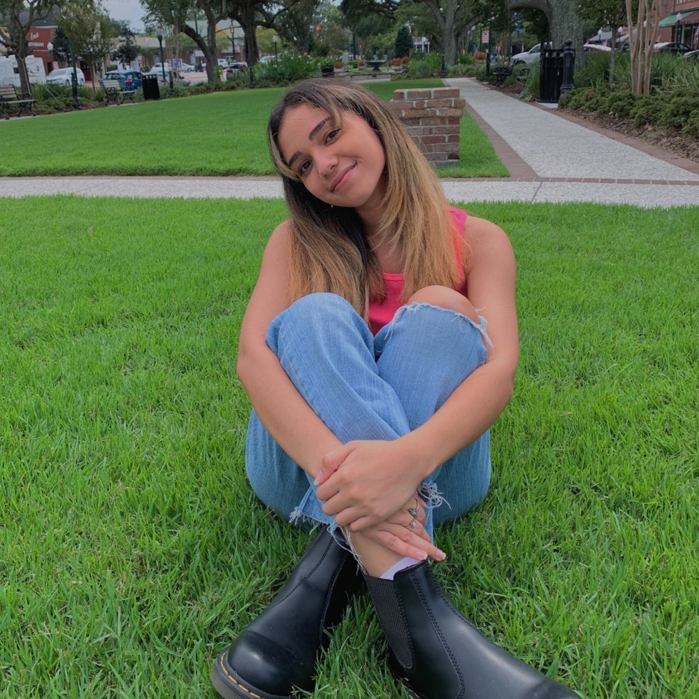 Meet your Posher, Sierra